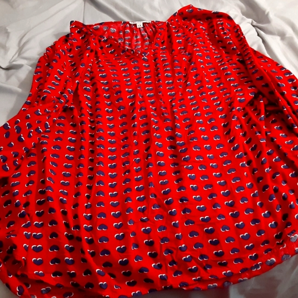 Artisan NY Red with hearts sm